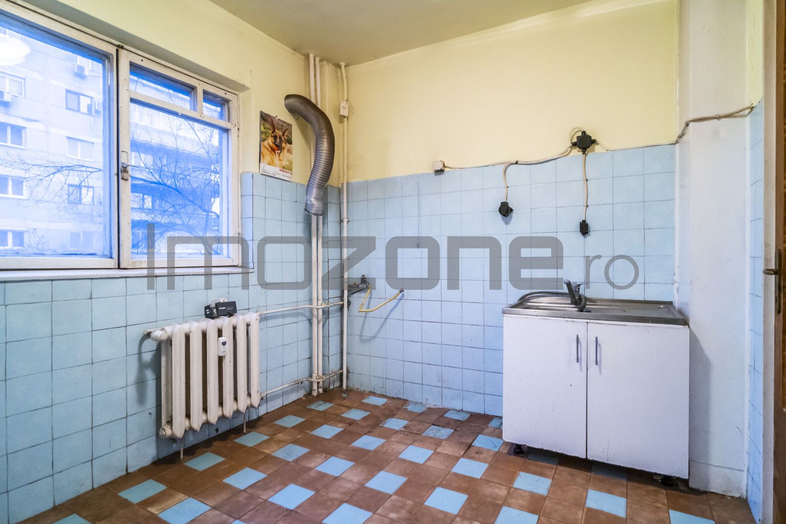 Drumul Taberei 3 camere, 4/10, bloc stradal, c-tie 1980, bucatarie mare, 2 bai - Poză 7