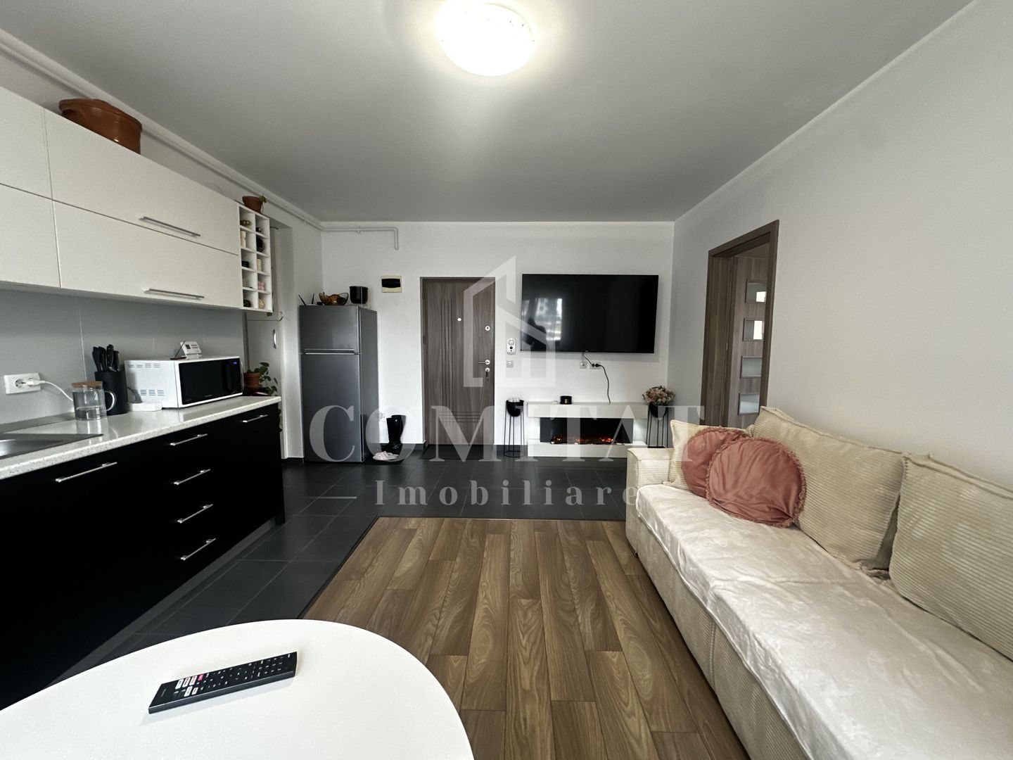 Apartament la cheie | 3 camere | Gradina | Zona str Stejarului - Poză 4