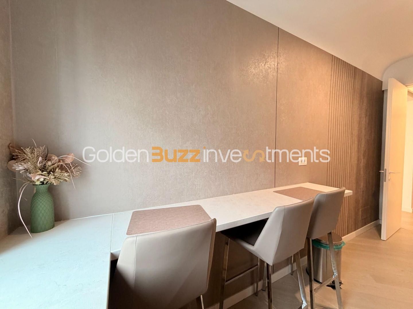Studio Complet Mobilat  Cortina North - Poză 6