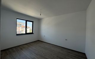 Apartament cu 3 camere  de vânzare in zona Giroc - Poză 4