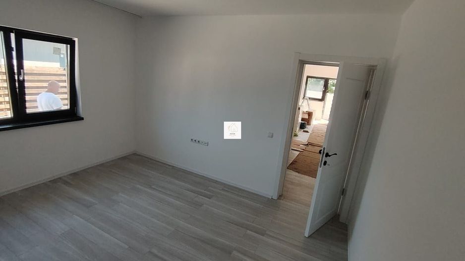Casa 4 camere Darza - Poză 9