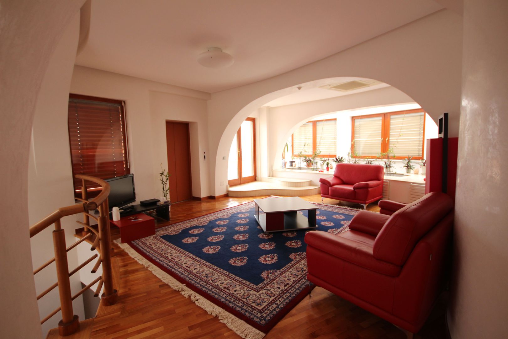 Casa pretabila birouri, camin de batrani - Poză 12