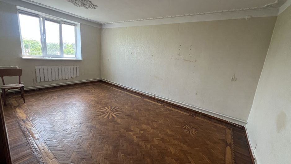 Apartament cu 3 odăi în Ialoveni - Poză 3