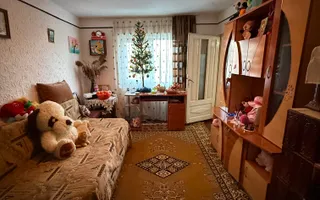 Casa demolabila  și teren 800mp cu toate utilitățile deschidere 26,5mp - Poză 11