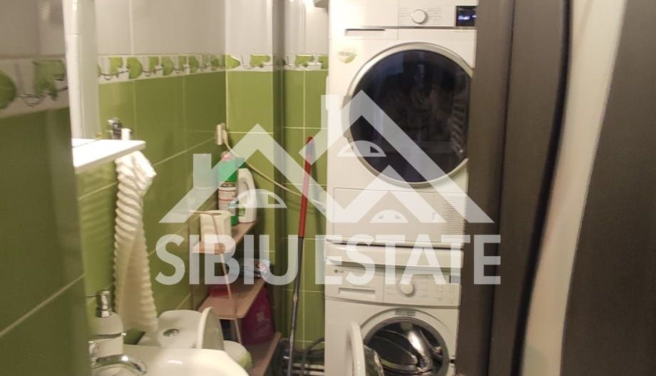 Apartament de inchiriat 3 camere mobilat si utilat in Sibiu - Poză 4