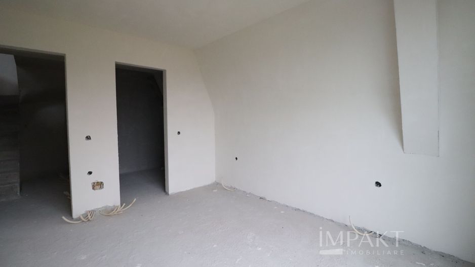 Duplex de vanzare In Dambul Rotund, teren de 697 mp! - Poză 11