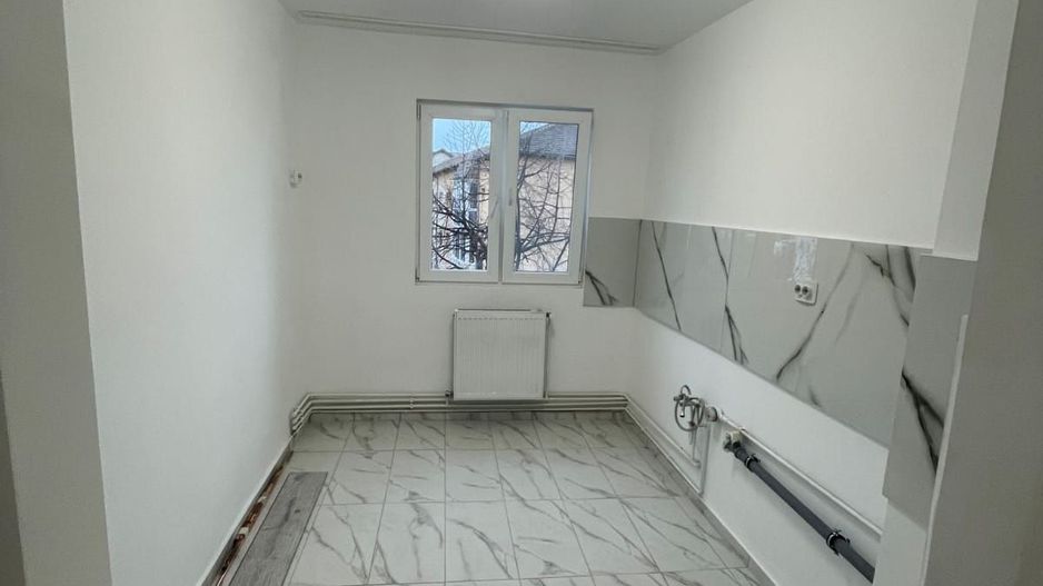 COMISION 0% | Apartament 2 Camere | Etaj 4 din 5 Renovat | Dambovita - Poză 2
