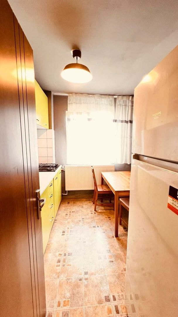 Apartament  Luminos 3 camere. Bld. Brancoveanu. - Poză 3