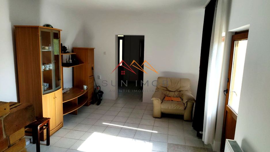 VILĂ P+E DE VÂNZARE | 5 CAMERE | TEREN 451 MP | CÂMPINA - Poză 8