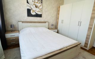 Apartament 3 camera | Renovat | Modern | Balcon | Central - Poză 1