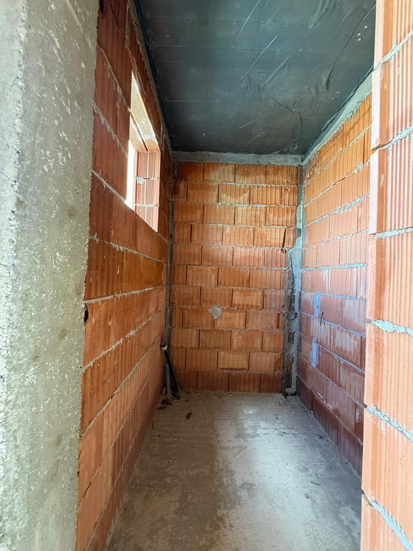 Duplex la rosu - 3 dormitare- Dumbravita - Poză 12