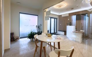 De vânzare Centru Medical Multifuncțional 196 mp zona Coresi - Poză 14