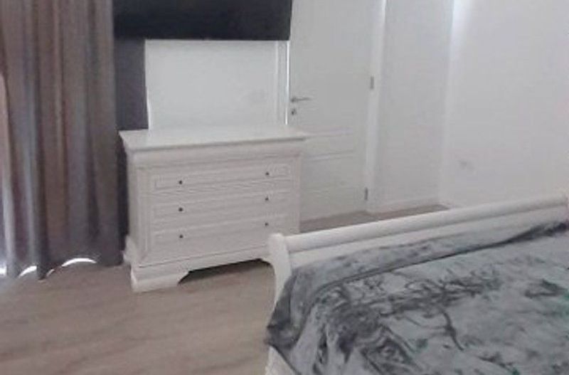 Casa in stil mediteranean - 4 camere, zona Metro - Poză 4