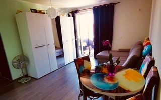 Apartament cu o camera transformat in 2 camere - Poză 1