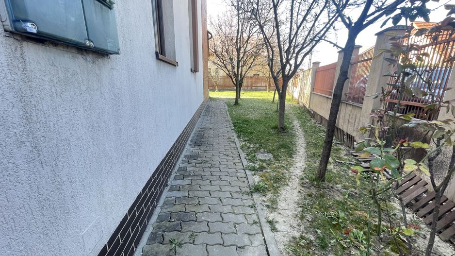 Casa eleganta si luminoasa,situata in zona de case -Mehala - Poză 35