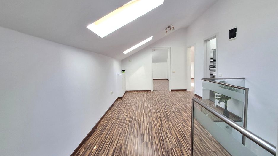 De Vanzare Apartament 4 camere  Militari  Residence - Poză 9