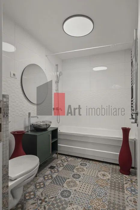Apartament 2 camere lux Centrul Civic parcare subterana - Poză 2
