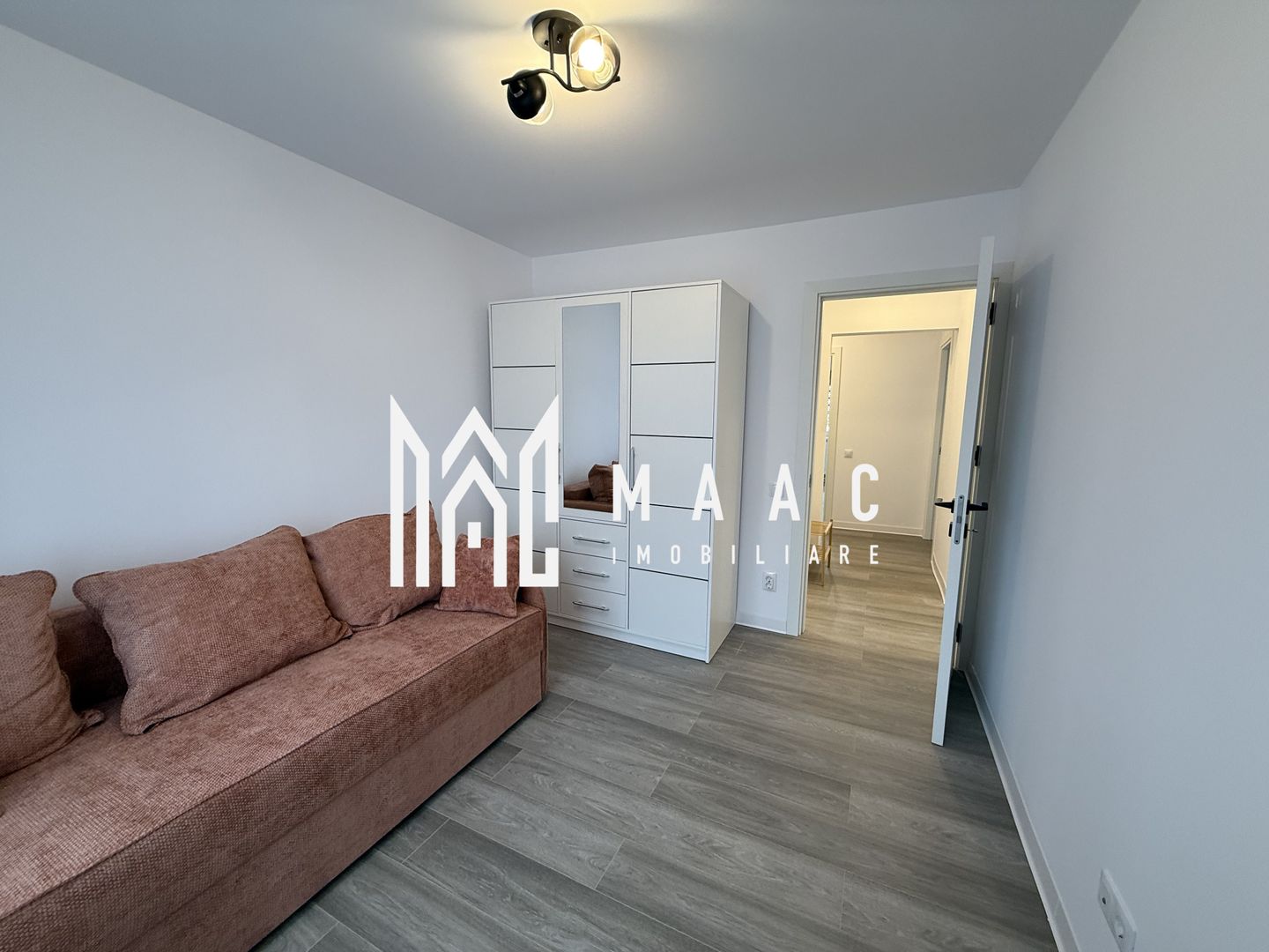 Apartament de vanzare Sibiu 3 camere decomandat | Turnișor | 65 mp, parter - Poză 2