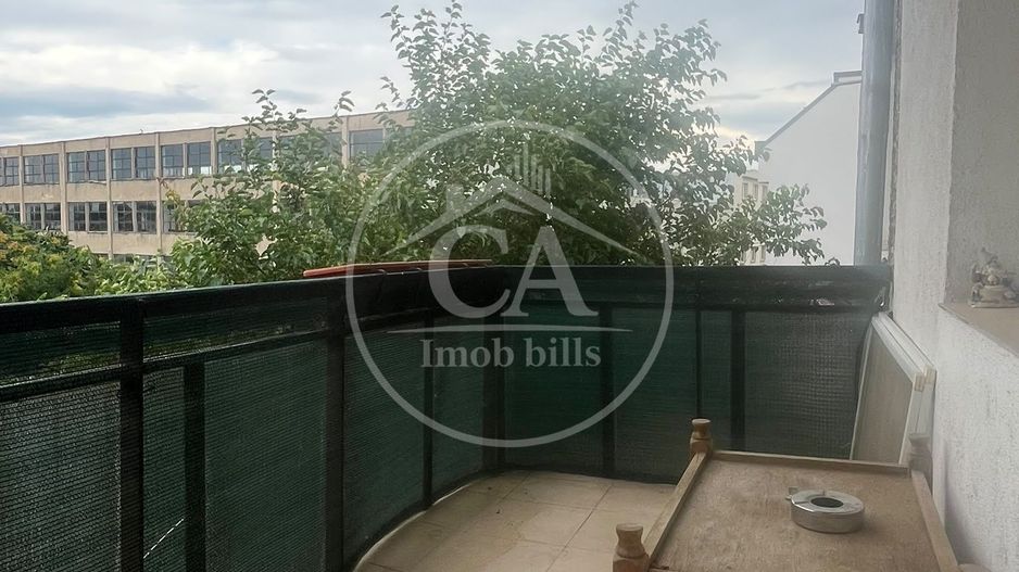 Apartament de închiriat cu 3 camere în zona ultracentrală, Oradea - Poză 13