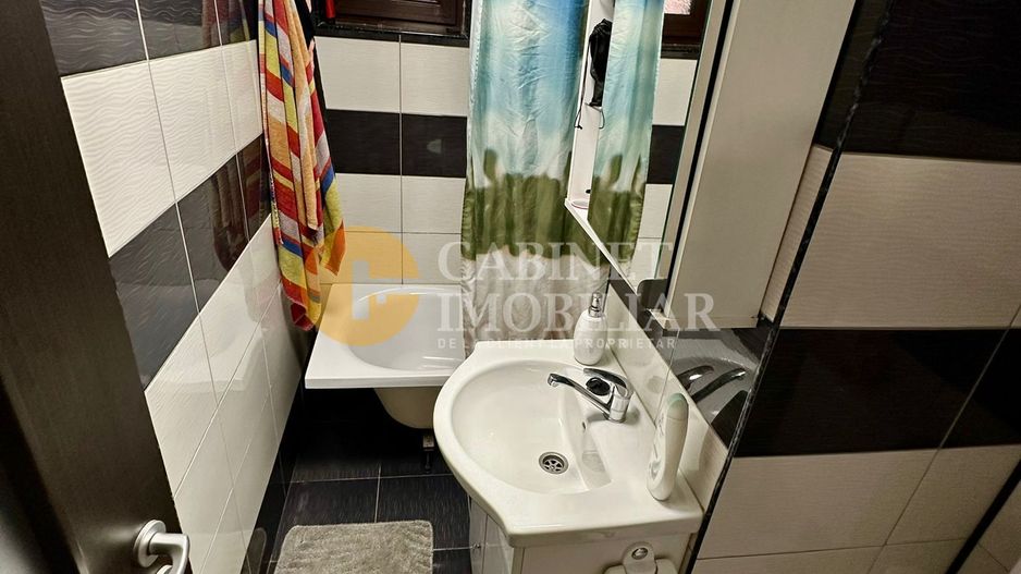 Apartament Cu 2 Camere -Etaj 1 -Bloc 2009 - Poză 6