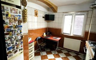 Apartament 3 camere - centrala proprie - Poză 5