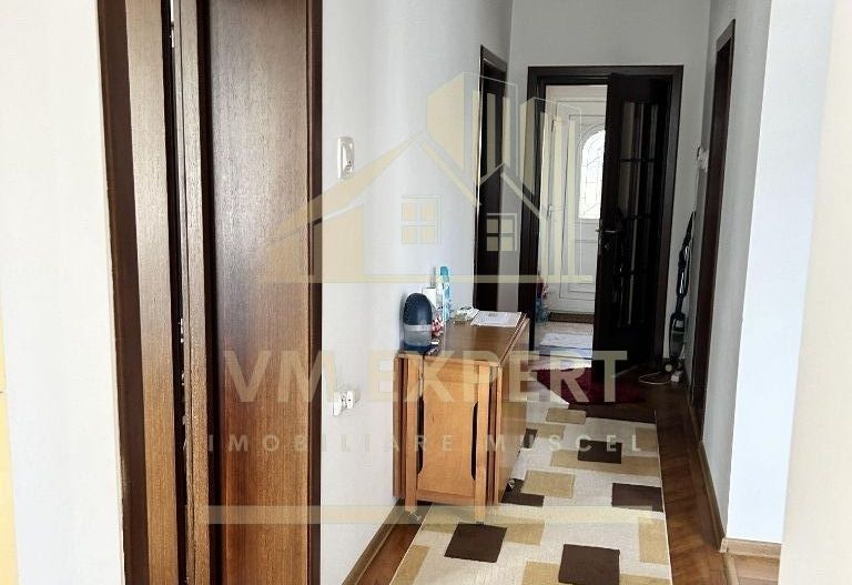 CASA  4 CAMERE PARTIAL MANSARDA  TEREN 200 MP CAMPULUNG - Poză 11