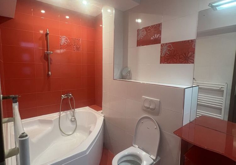 Apartament cu 3 Camere in bloc nou Tomis 3 zona Brotacei - Termen Lung - Poză 6