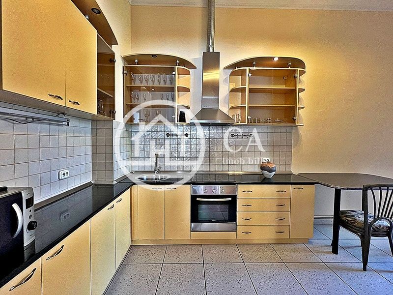 Casă de închiriat cu 3 camere în zona centrală,Oradea - Poză 5