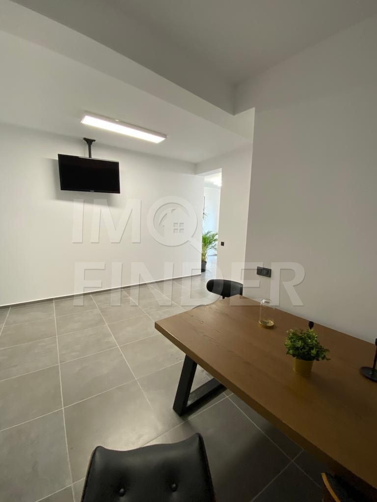 Inchiriere cladire de birouri, 190 mp, zona Centrala - Poză 22