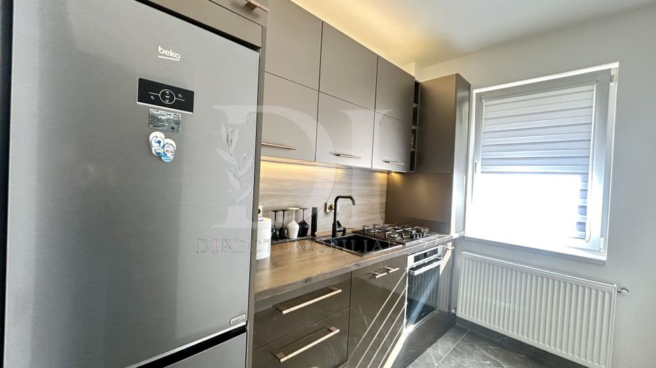 Apartament de  vanzare  Zona Eroilor/ Floresti - Poză 4