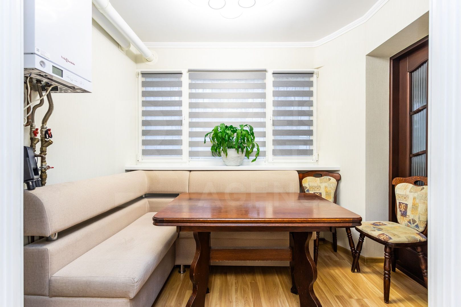 Vânzare, apartament, 4 camere, str. Petru Zadnipru, Ciocana - Poză 1