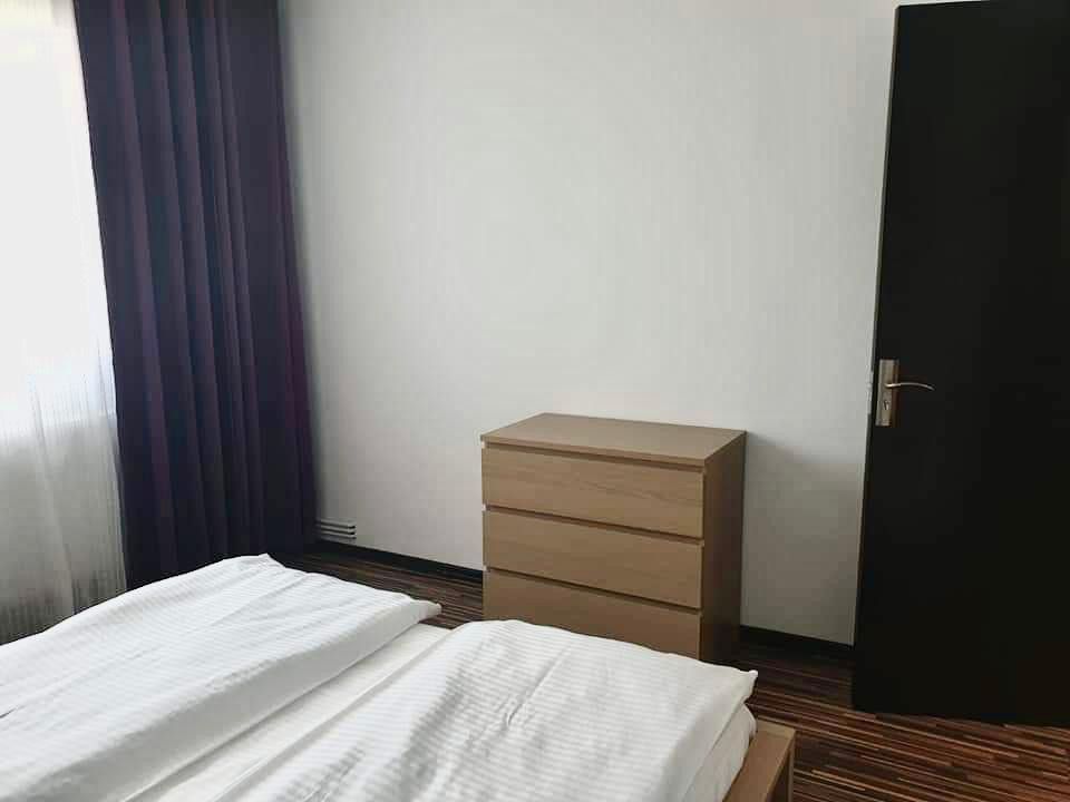 Inchiriere Apartament 3 camere Ultracentral - Poză 6