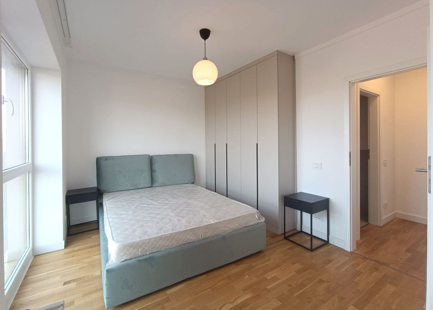 Apartament nou 2 camere cu parcare subterana sector 1 - Poză 1