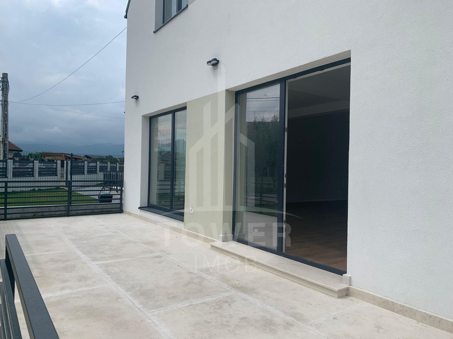 Casă de vânzare cu 4 camere | Loc. Cristian - Poză 8
