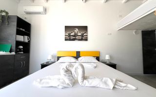 10 Casute Greek Bungalows , Piscina, la Malul Marii, Afacere la Cheie - Poză 4