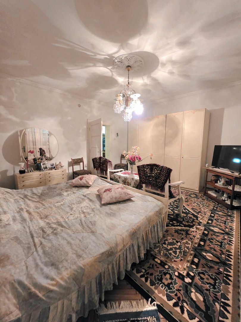 DE VANZARE CASA 5CAMERE ZONA CENTRALA TALMACIU - Poză 14