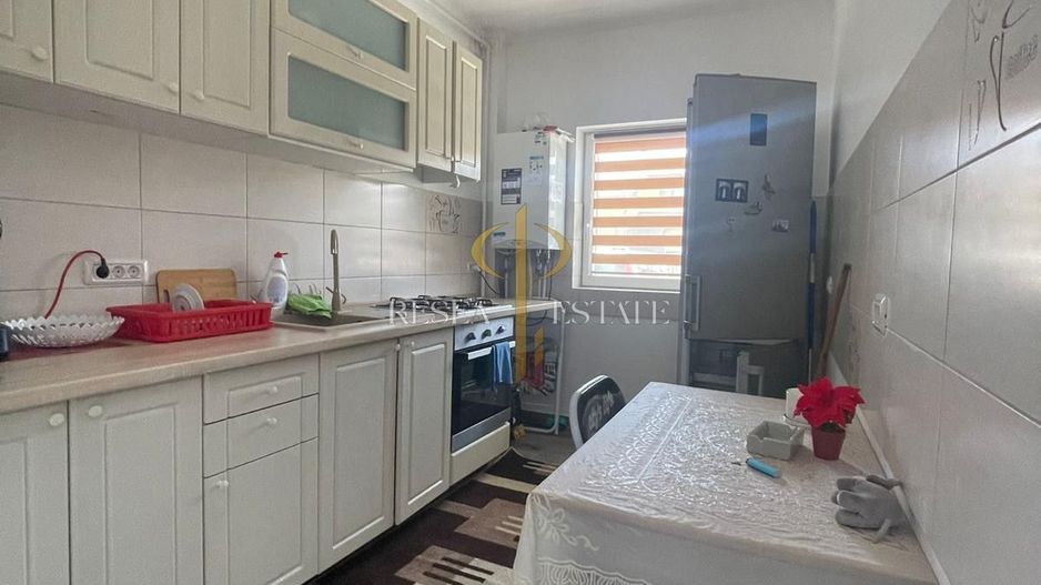 Giroc | 2 camere Parter 49mp |balcon 9mp-Loc de parcare-mobilat/utilat - Poză 3