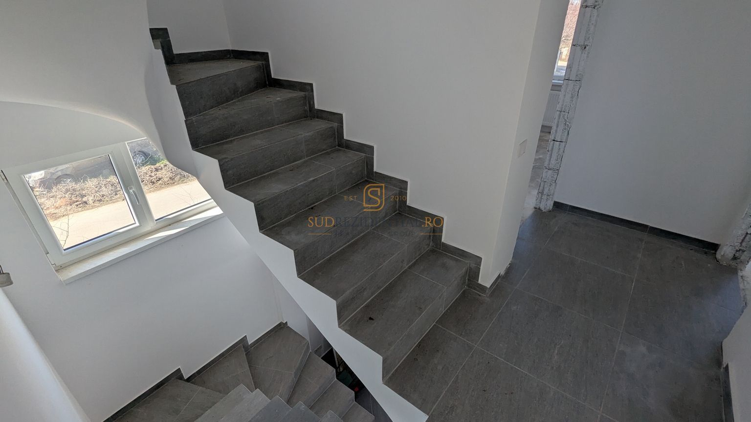 Vila excelenta tip duplex, P+1+Mansarda, Comuna Berceni - Poză 9