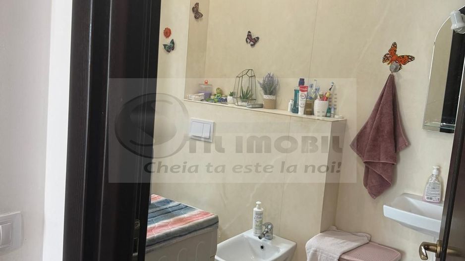 AP 2 CAM FRUMOASA 68 MP PLUS CURTE MOBILAT UTILAT COMPLET-99,000 € - Poză 12
