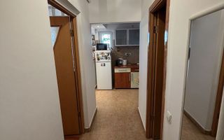 Garsonieră tip studio | vedere sud | Mega Mall București - Poză 5