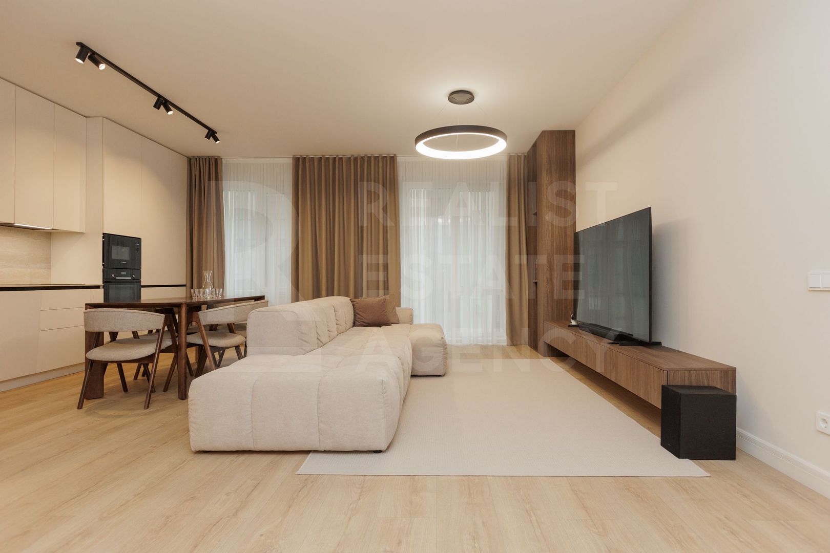 Vânzare, apartament, 3 camere, stada Moara Roșie, Centru - Poză 1