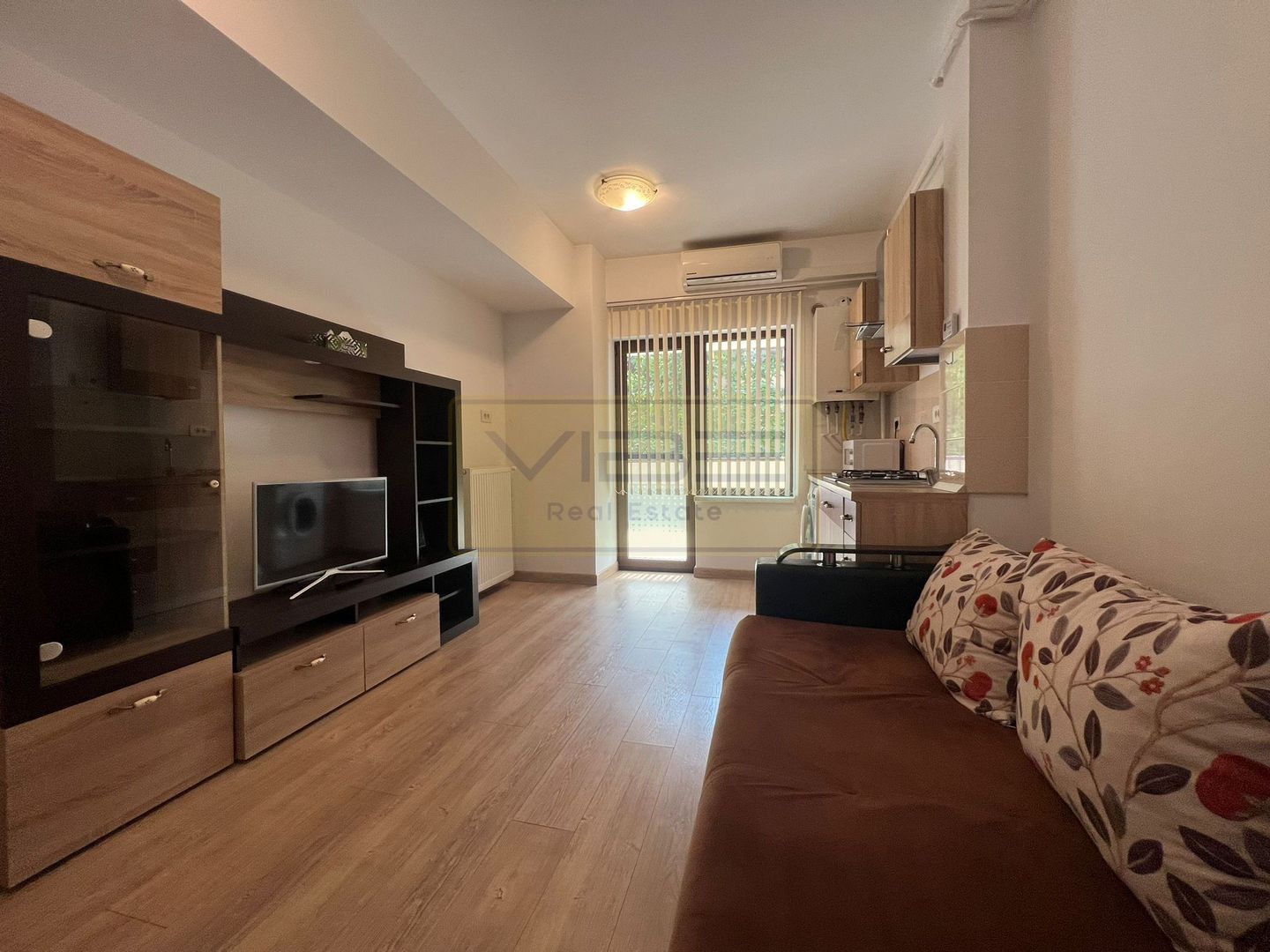 Apartament 2 camere Nicolina - Newton City - Poză 6