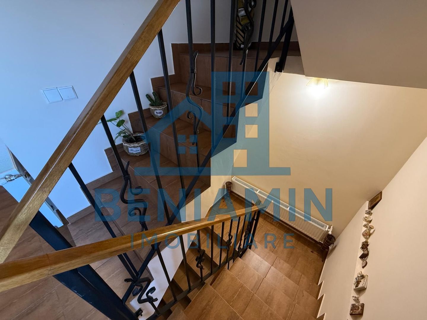 Casa P+1-cu 3 dormitoare-2 bai-Living-Bucatarie-Bariera Valcii - Poză 16