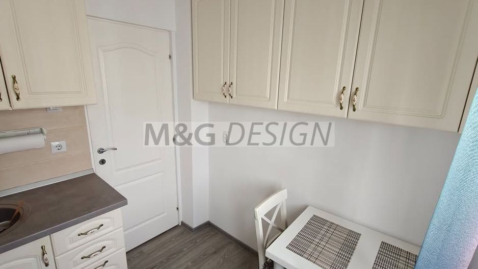 Semicentral - Gh Lazar 2 camere decomandat renovat - Poză 12