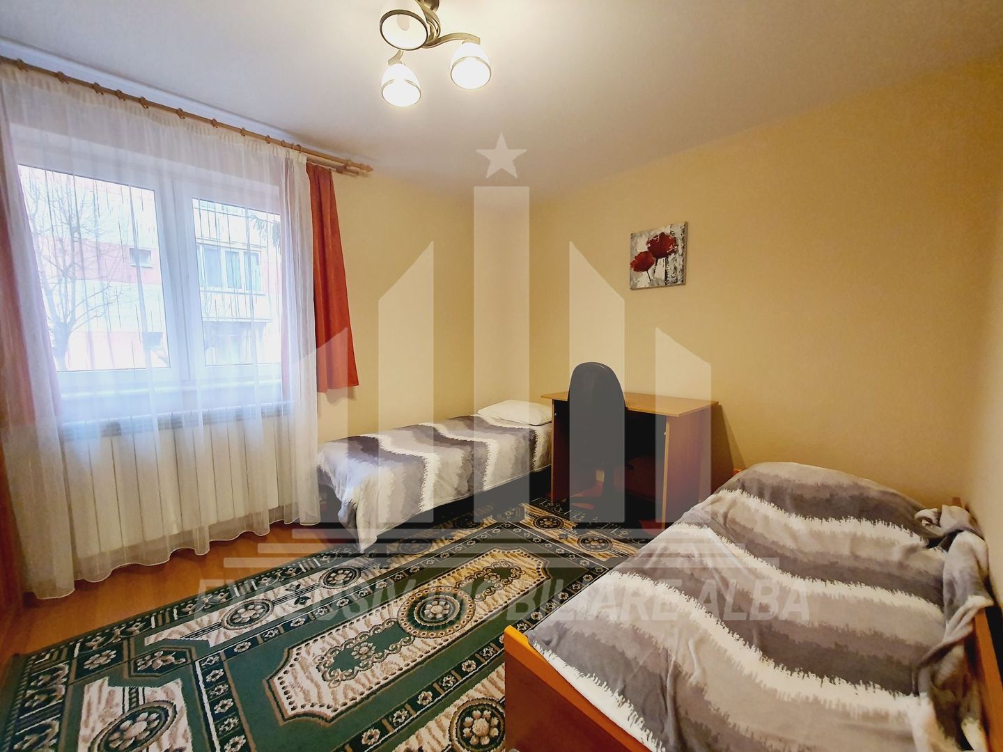 Apartament cu 3 camere de inchiriat, Cetate - Poză 4