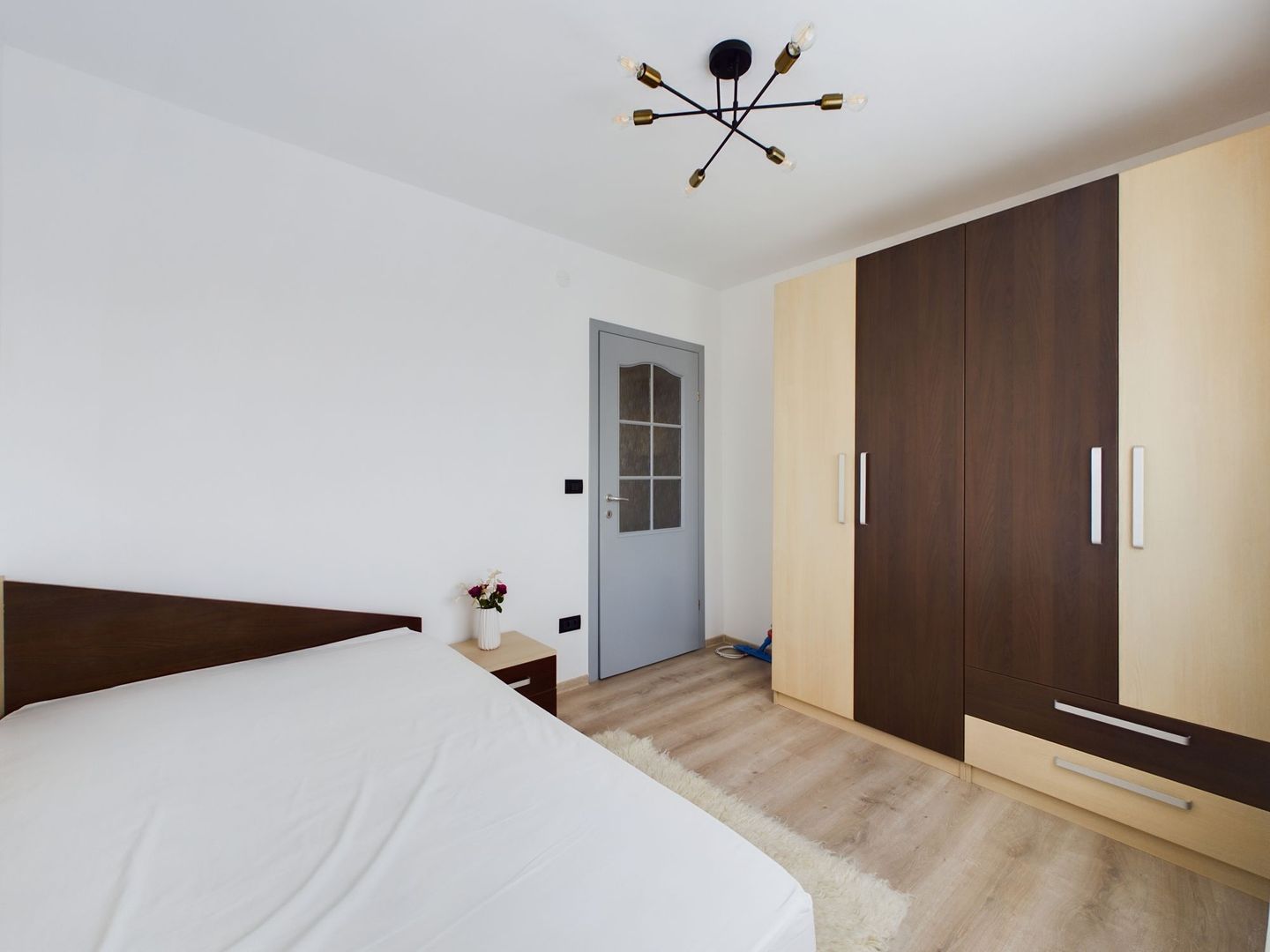 Apartament cu 3 camere în Vlaicu, Y-uri - Poză 6