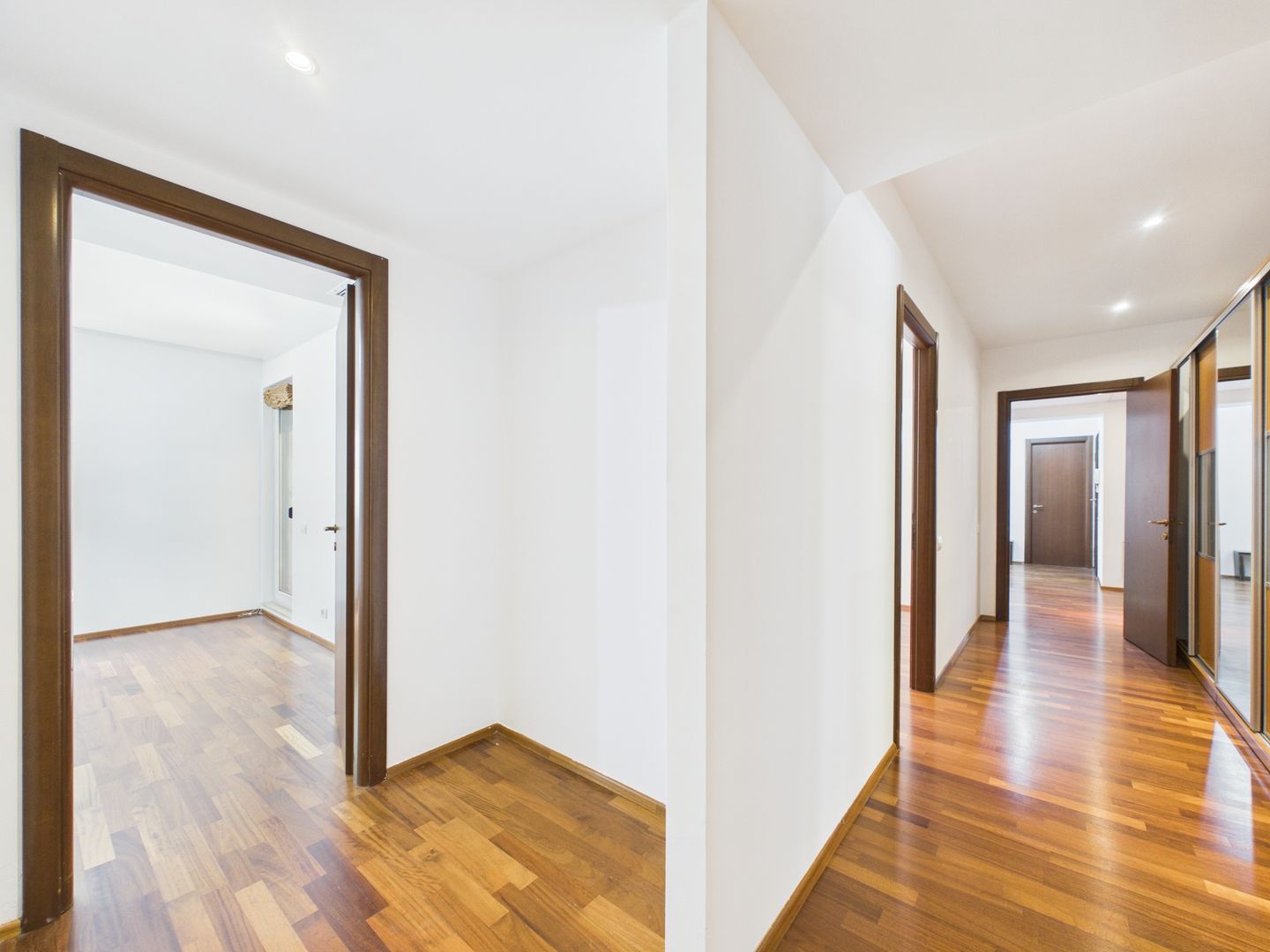 Apartament 3 camere | Sos. Nordului | Herastrau | Terasa 22 mp - Poză 7