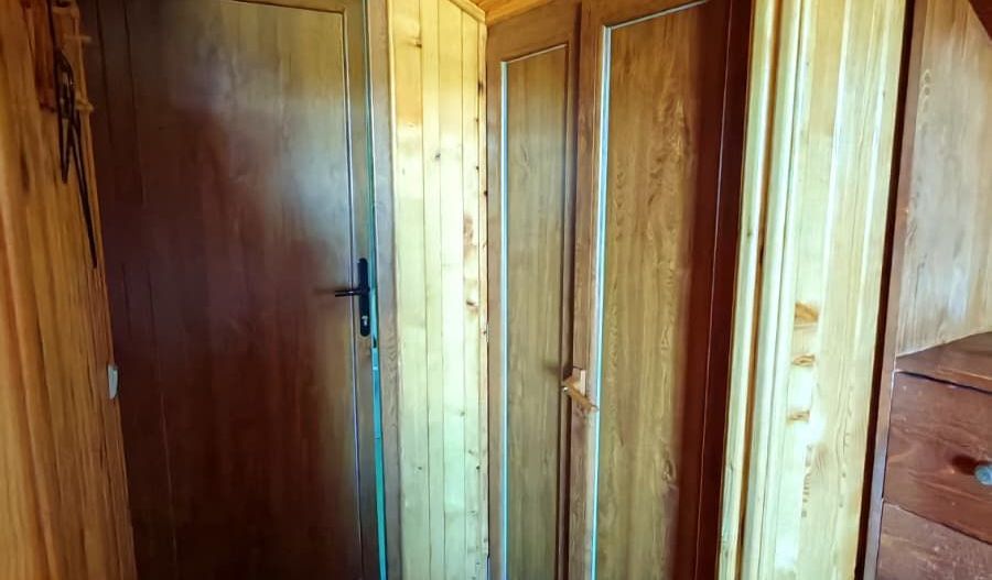 Casa / pensiune investitie sat Pestera, Moieciu, Bran - Poză 18