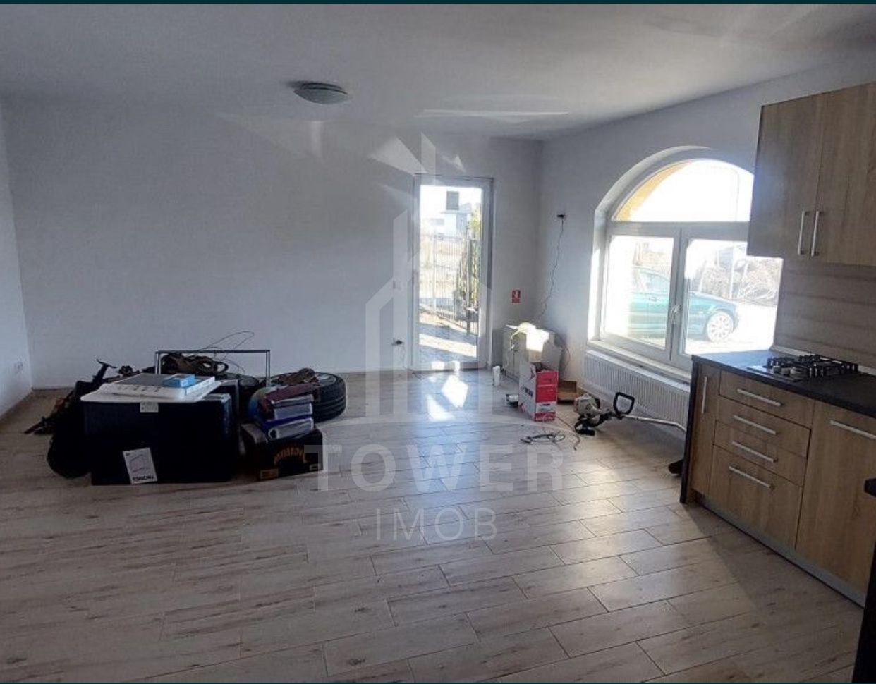 Apartament 2 cam 55 mp cu curte de 220 mp-De închiriat pe calea Cisnădiei - Poză 2