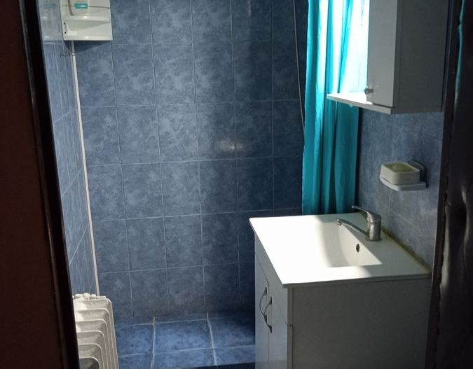 3 camere, bloc anvelopat, boxă, Piața Titan, metrou la 500 m - Poză 4
